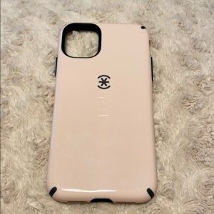 Speck IPhone 11 case. Pink and Grey